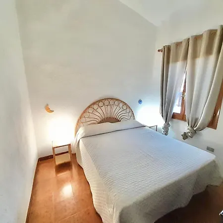 Aparthotel Isa-residence With Swimming Pool In Marinella Just 300 Mt From The Sea, With Sea View Marinella (Sardinia)