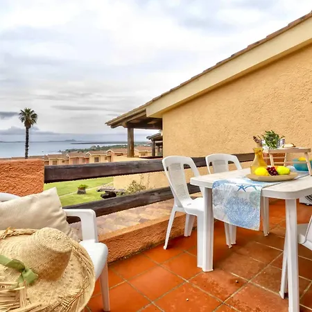 Isa-residence With Swimming Pool In Marinella Just 300 Mt From The Sea, With Sea View Aparthotel *