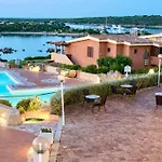 Isa-residence Marineledda In Golfo Di With Sea View Ξενοδοχείο με διαμερίσματα 3*
