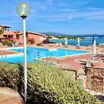 Isa-residence Marineledda In Golfo Di With Sea View Апарт-отель 3*