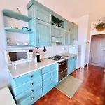 Isa-residence Marineledda In Golfo Di With Sea View Ξενοδοχείο με διαμερίσματα Santa Marinella